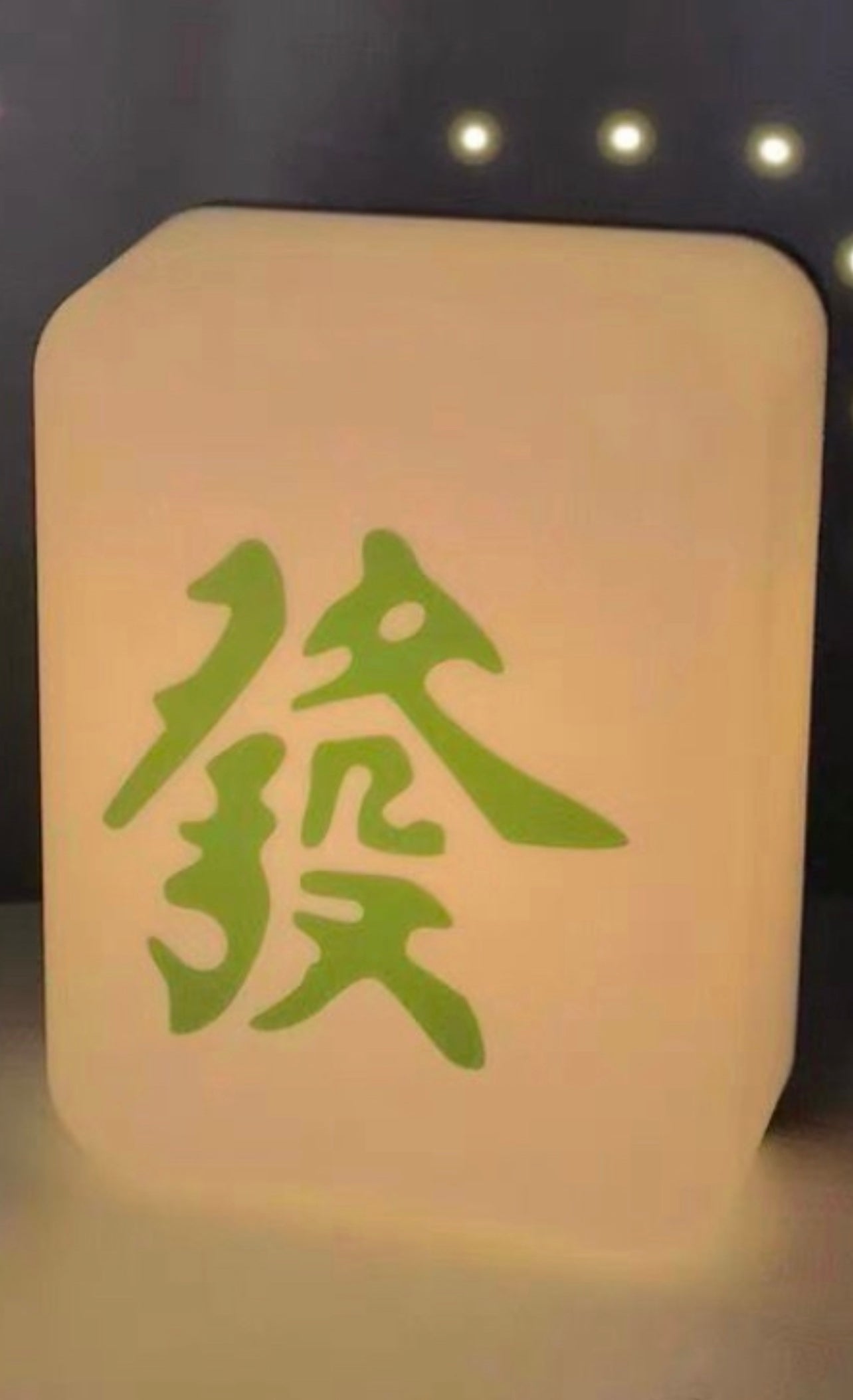 Mah Jongg Nightlight, Stand Free, Rechargeable