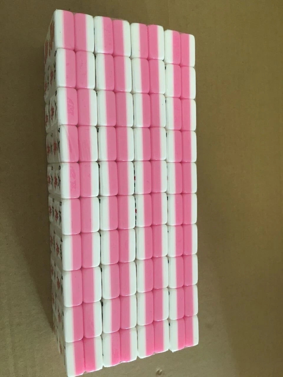 AMERICAN MAH JONGG SET PINK & WHITE MAHJONG 160 TILES JESTER JOKER EASY TO READ